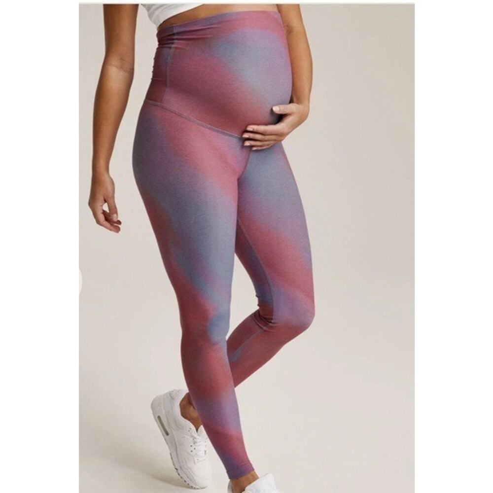 Beyond Yoga Love The Bump Midi Maternity Leggings in Soft Focus